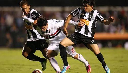 特别是在边 特别是在边